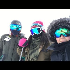 Meet your Posher, Monica